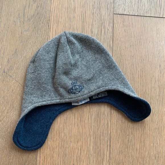 Vivienne Westwood Early 2000's Rare Ski Beanie w/ Orb in front 100% wool - Picture 9 of 10